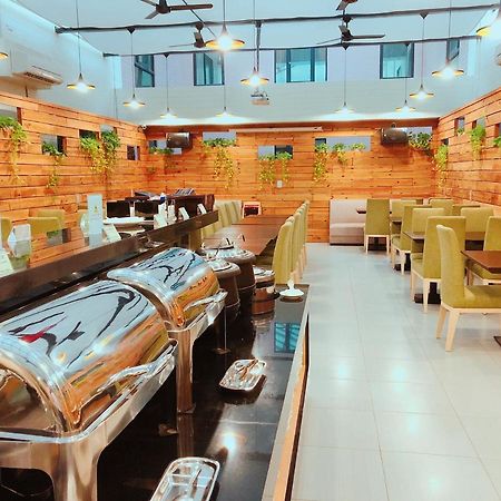 Wemeet Hotel Pingtung Buitenkant foto