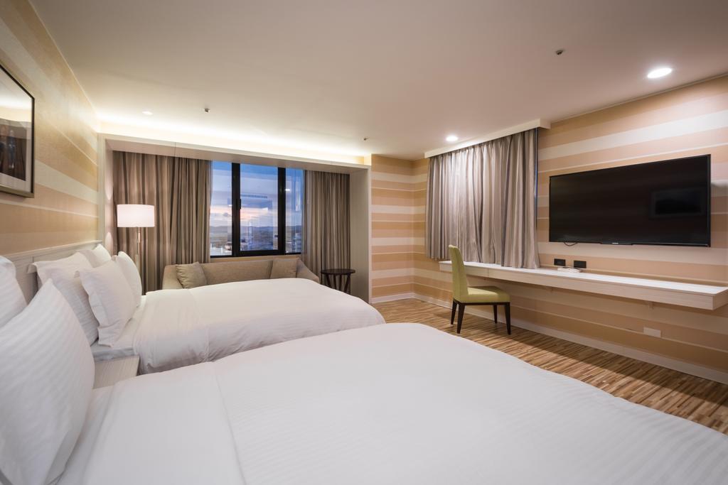 Wemeet Hotel Pingtung Buitenkant foto