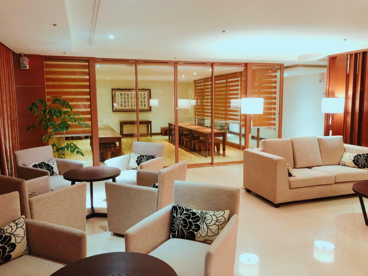 Wemeet Hotel Pingtung Buitenkant foto