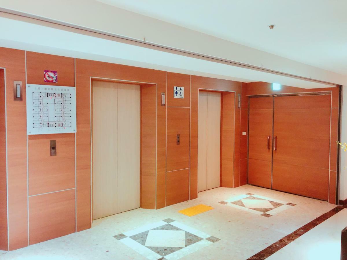 Wemeet Hotel Pingtung Buitenkant foto