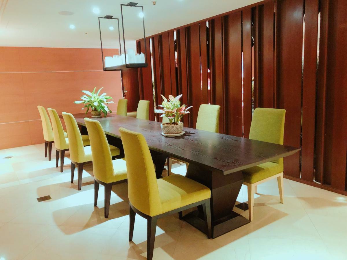 Wemeet Hotel Pingtung Buitenkant foto