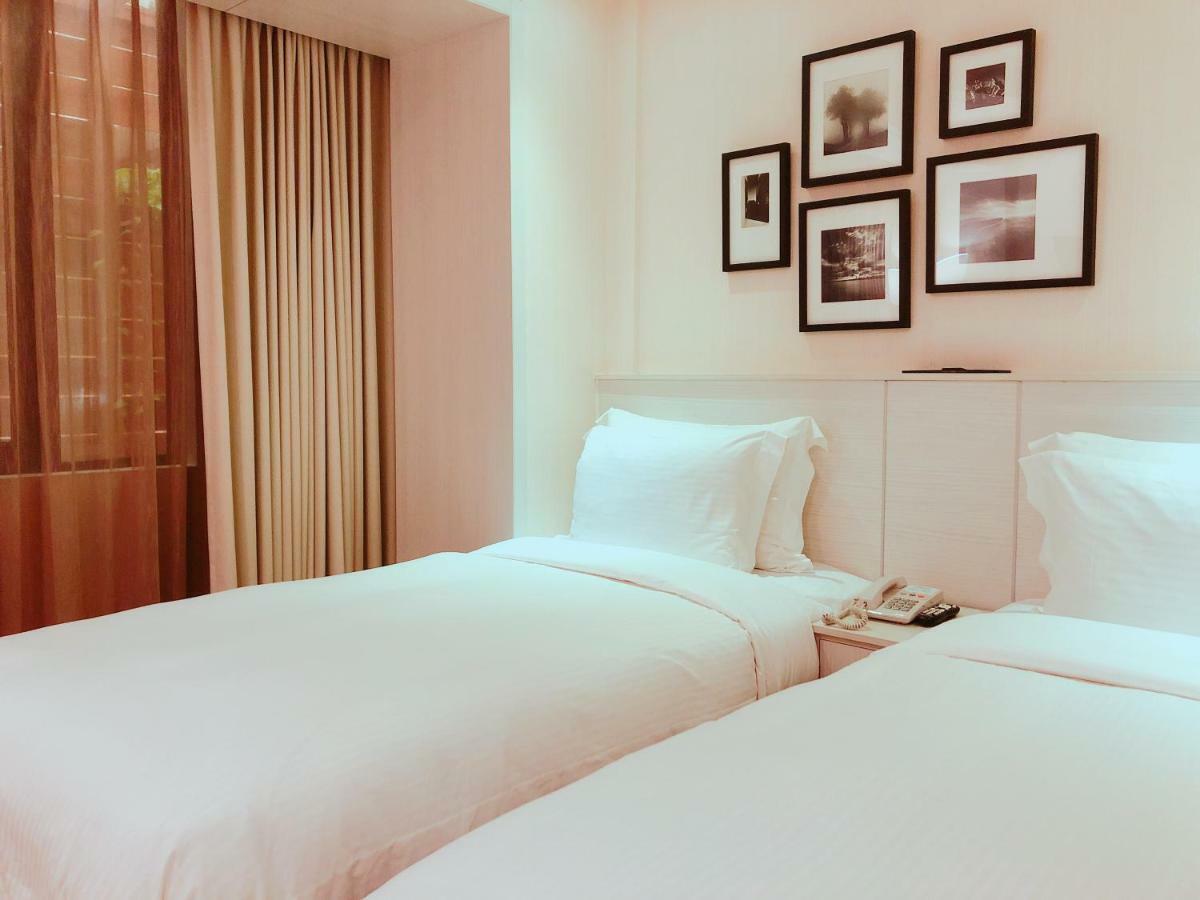 Wemeet Hotel Pingtung Buitenkant foto